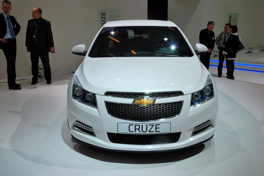  Chevrolet Cruze Hatchback Concept 2010 года  (фото 7 из 18)